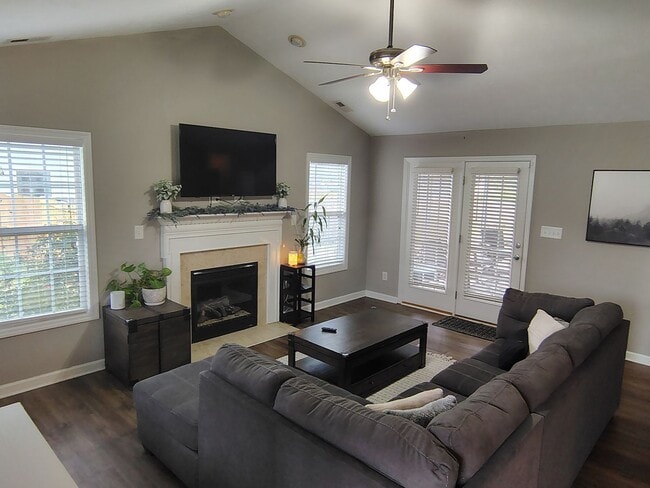 Photo - 137 Appalachian Dr