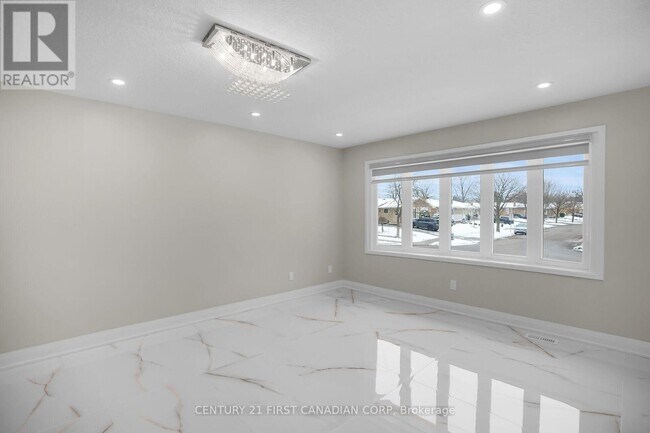 Photo - 1046 Jalna Blvd