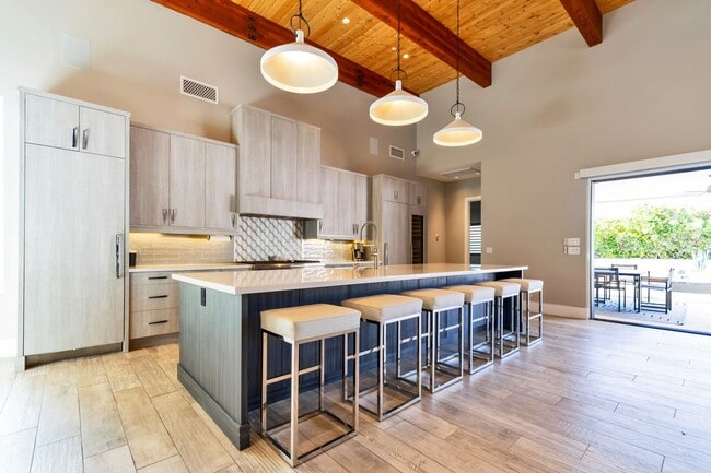 Photo - 5854 N 42nd St