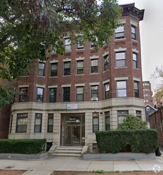 Building Photo - 1412 Commonwealth Ave Unit 1 Rental