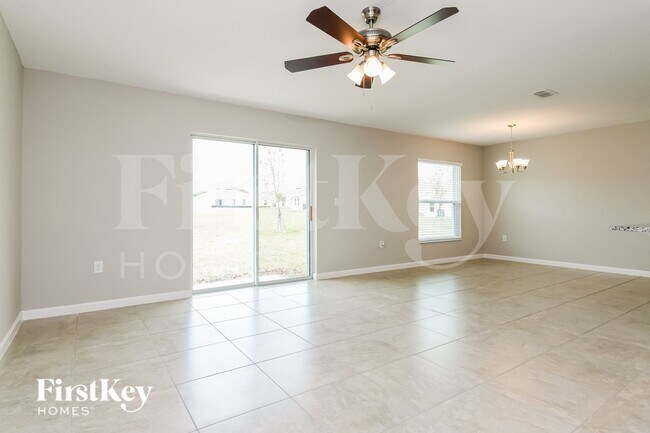 458 Earhart Dr