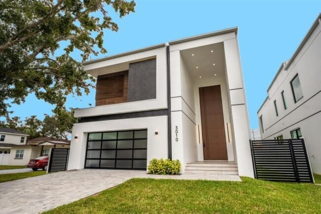 Photo - 3010 W Trilby Ave