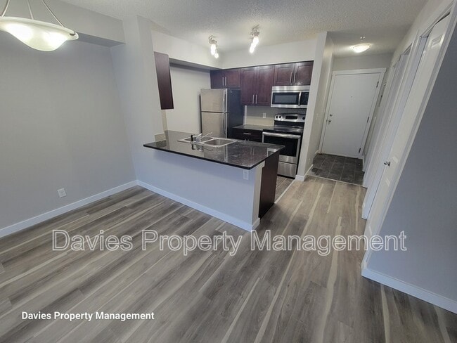 Photo - 3211 James Mowatt Trail SW Unit 106