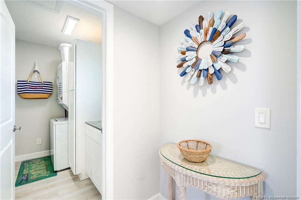 Photo - 5602 NE Gulfstream Way
