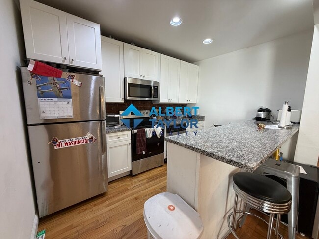 Photo - 486 Massachusetts Ave