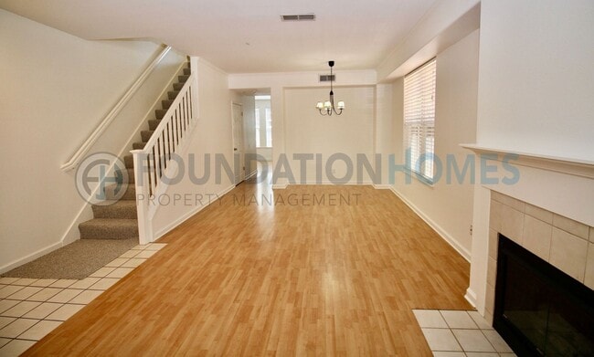 Photo - Great Layout, Newer Hamilton Condo - A/C - FOUNDATION -