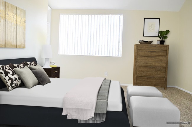 Photo - Burbank Village Apartments