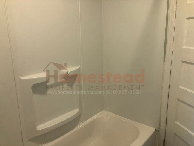 Photo - 510 Macdade Blvd Unidad 2nd Floor