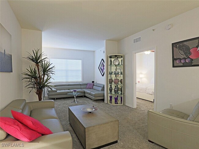 Building Photo - 15645 Ocean Walk Circle Unit 116 Rental