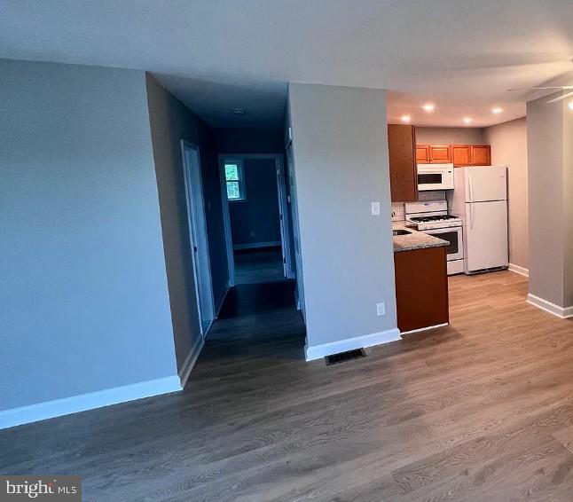 Photo - 3633 Berry Ave