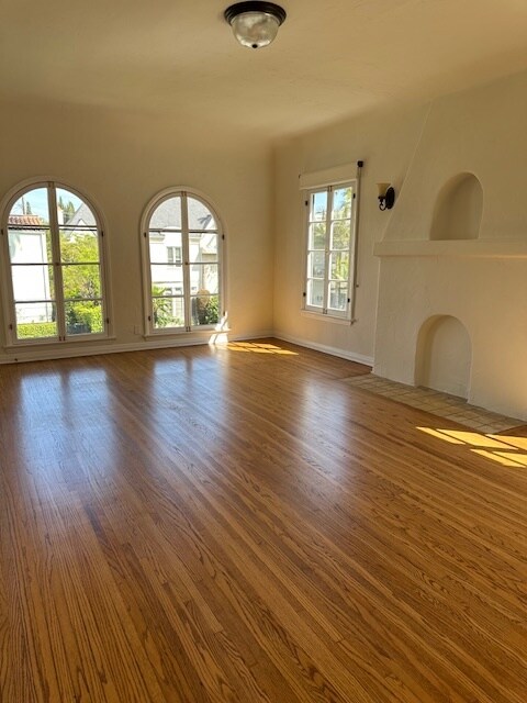 Photo - 427 S Palm Dr Apartments Unit 429 12