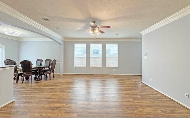 Photo - 6222 Skyline Dr
