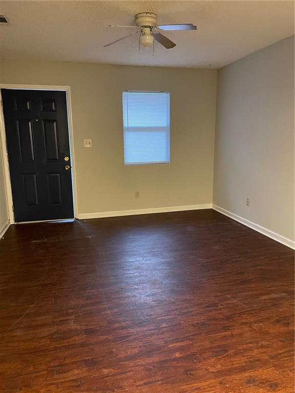 Photo - 209 Urbana Oaks Cir