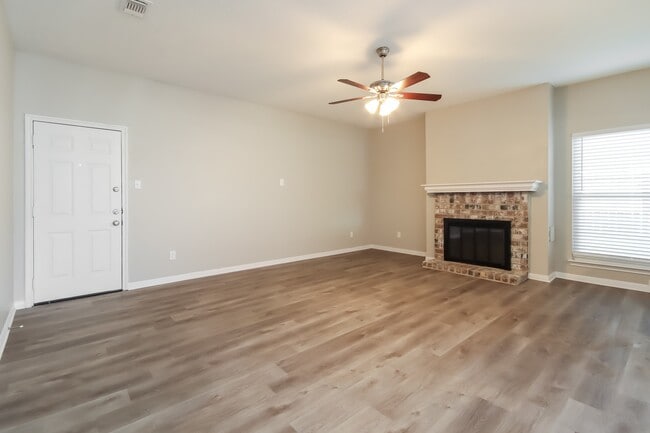 Photo - 8506 Deer Meadow Dr