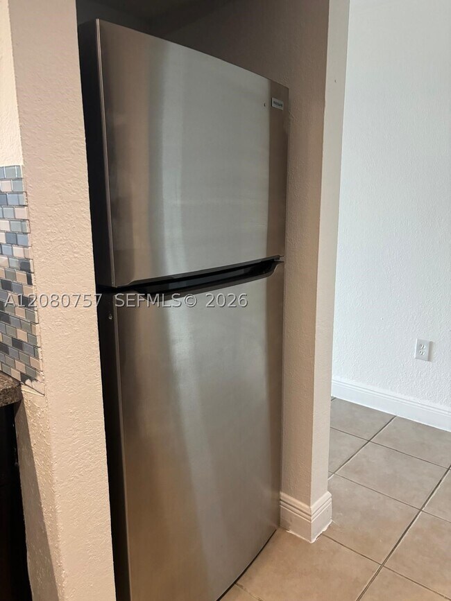 6970 NW 186th St Unit 3-505