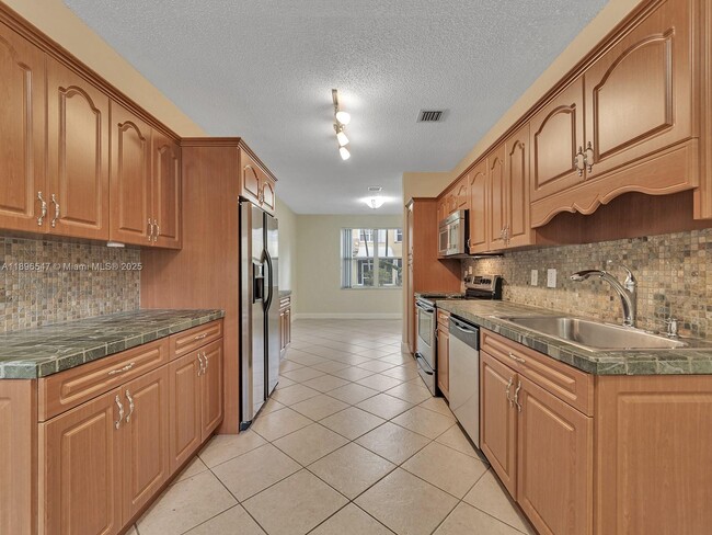 Photo - 16879 SW 1st Manor
