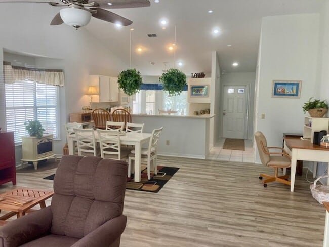 Photo - Meadowcrest Condo for Rent