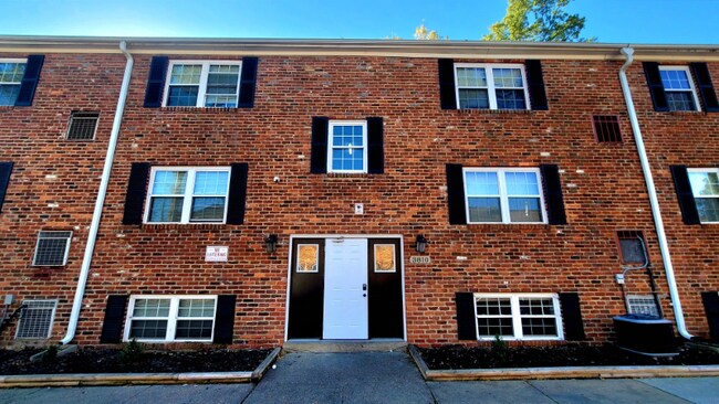 3810 Chamberlayne Ave Unidad G