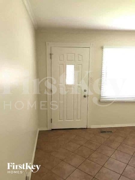 Photo - 1605 Seminole Ln