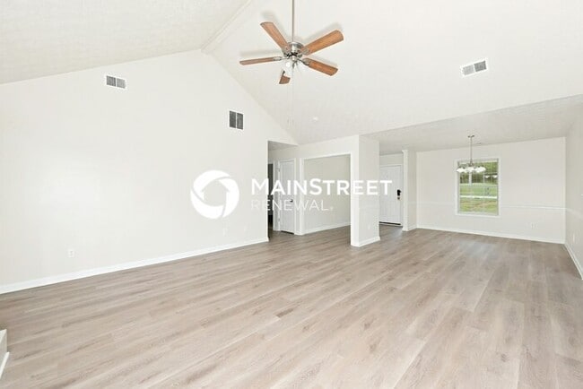 3 Bedroom Pet-Friendly Home in COVINGTON, GA with Main Street Renewal