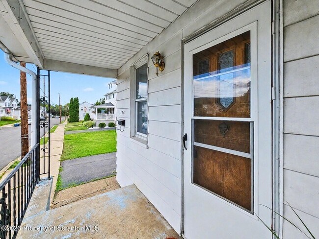 Photo - 176 Cherry St