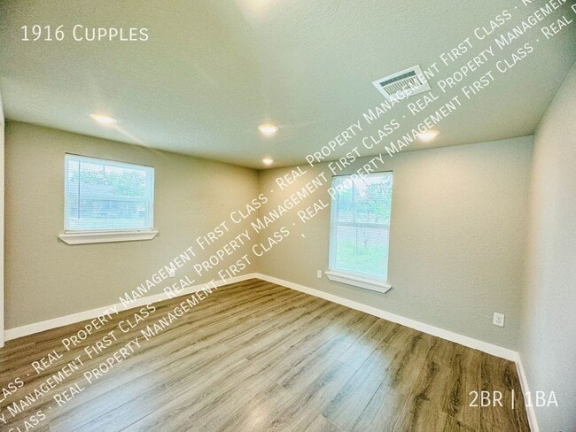 Photo - 1916 Cupples-