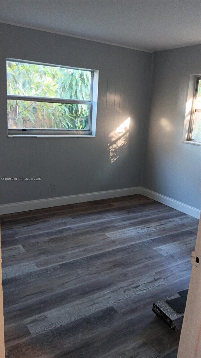 Photo - 5640 NW 15th St Unit 3