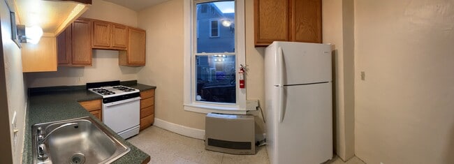 Building Photo - 24 Loomis St Rental