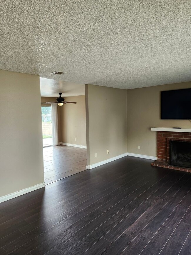 Photo - Inviting 3-Bedroom Home