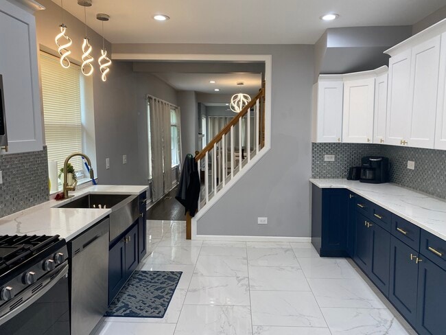 Photo - 8027 S Kimbark Ave