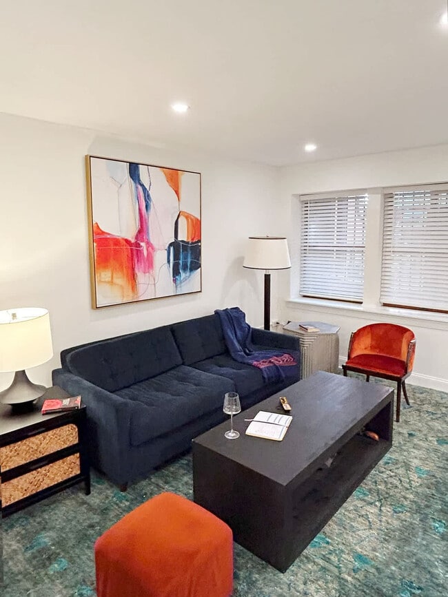 Photo - 1405 21st St NW Unidad ID1360095P