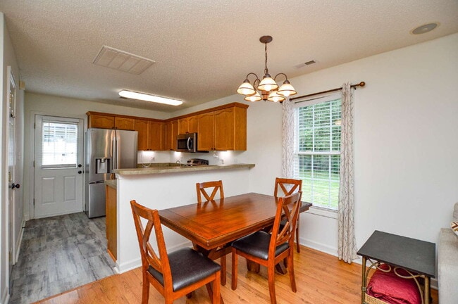 Photo - 3219 Cottage Rose Ln