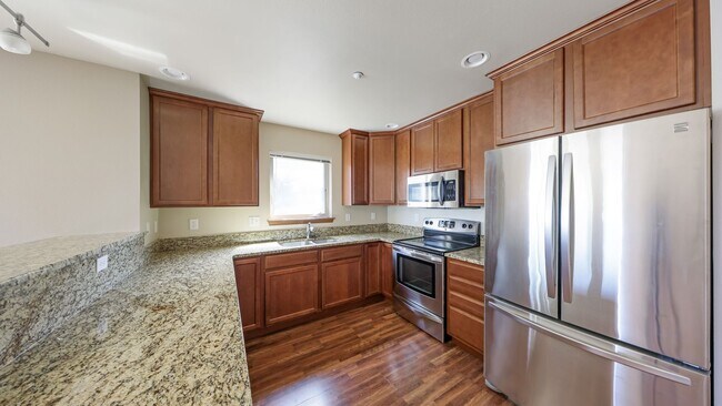 3614 Portage Ln Unit 200