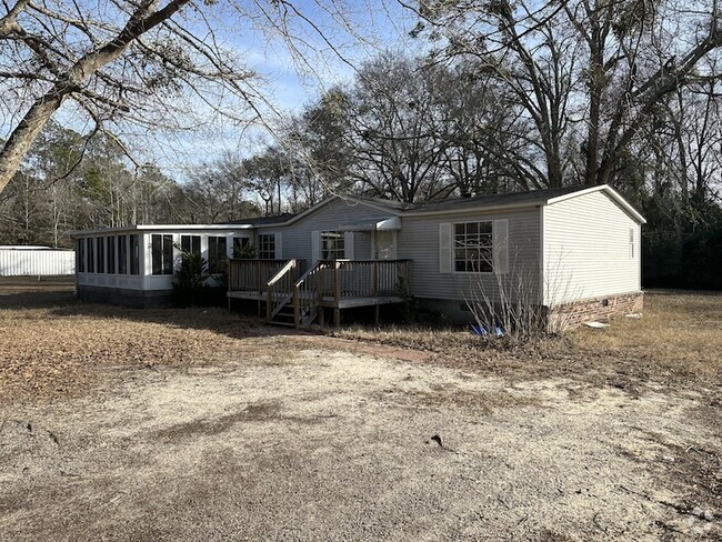 Building Photo - 3640 Dallas Dr Rental