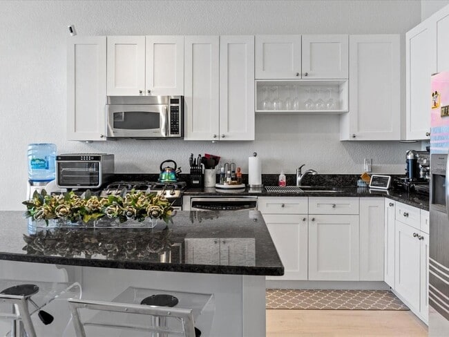 Photo - 150 E Robinson St Unidad 2906