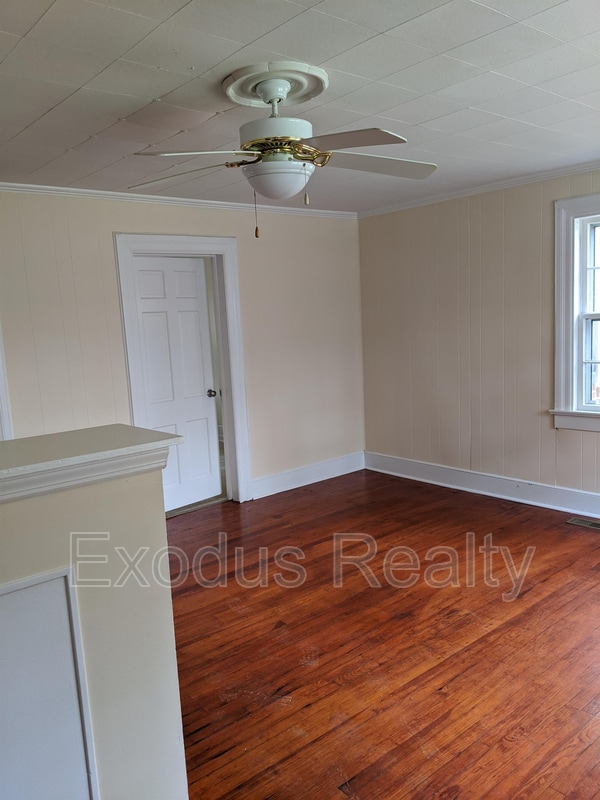 Photo - 312 Bracken St Unit A