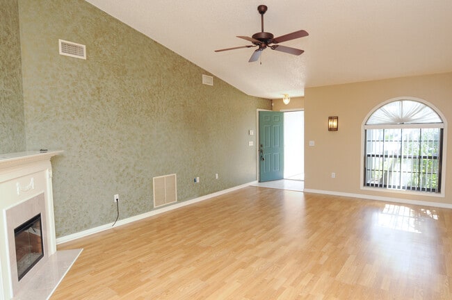 Photo - 5805 Pauma Pl