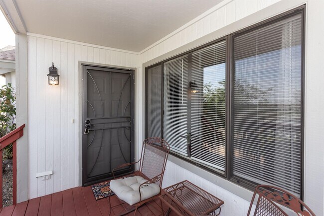 Photo - 3090 Peaks View Ln