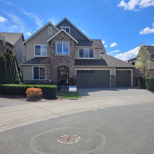 Greenbriar Sammamish 4 Bedroom Home 3 Ca... House Rental in
