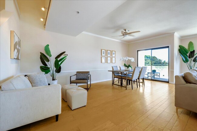 Photo - 430 Portofino Dr Unidad 502