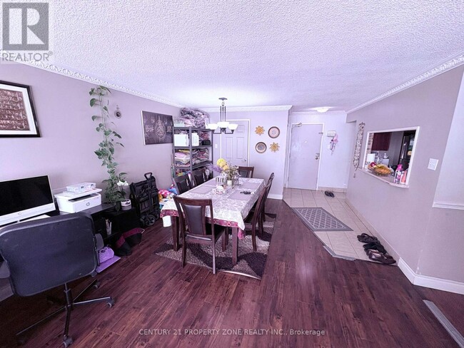 Photo - 25 Trailwood Dr Unit 1707