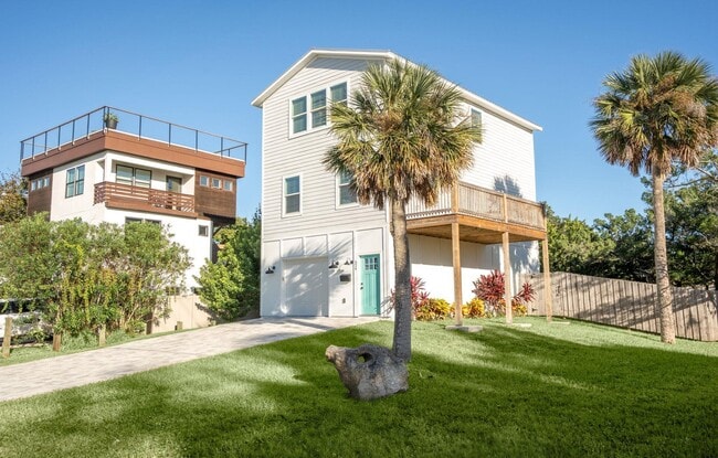 Photo - 524 Arricola Ave