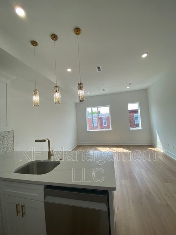 Building Photo - 1917 N 5th St Rental