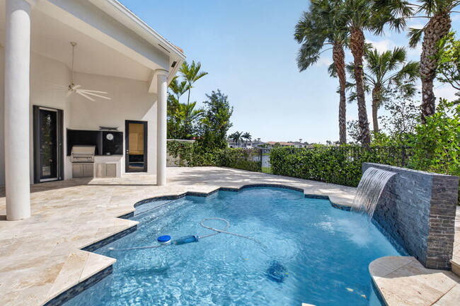 Photo - 17921 Villa Club Way