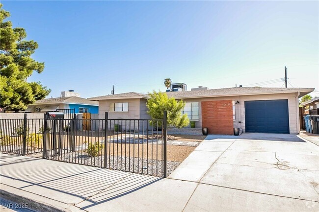 Building Photo - 2019 Santa Rita Dr Rental