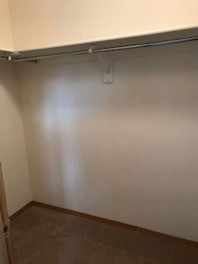 Photo - 3 Bedroom 1 Bathroom Belgrade Unit