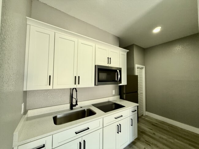 Photo - 2630 Hilliard Ct