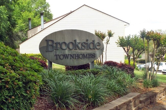 Photo - Brookside Townhome with Downstairs Bedroom, Updated Kitchen, and Access to Pool & Tennis