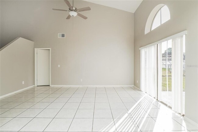 Photo - 155 Sandalwood Dr