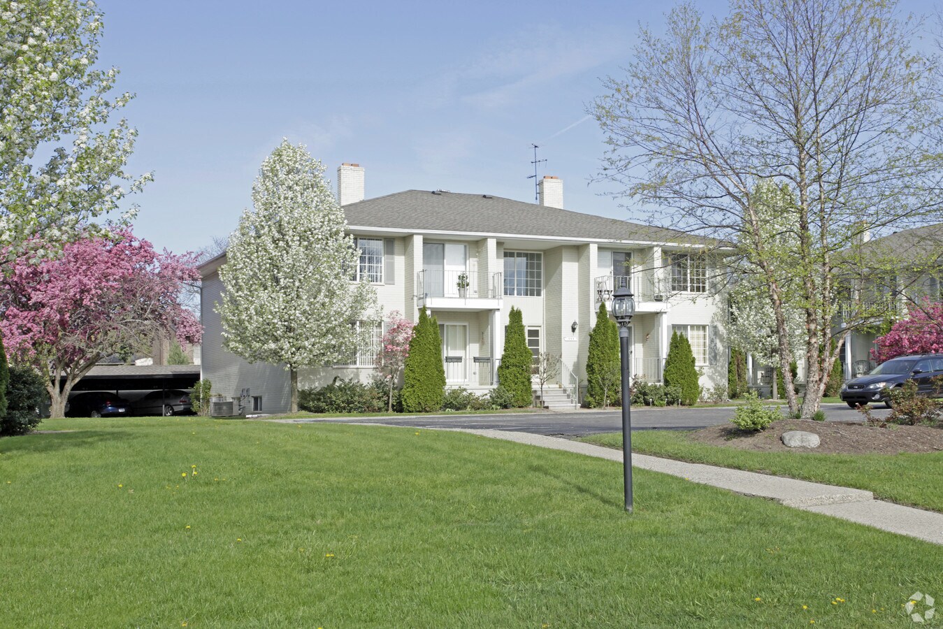 Photo - Birmingham Court Condominiums